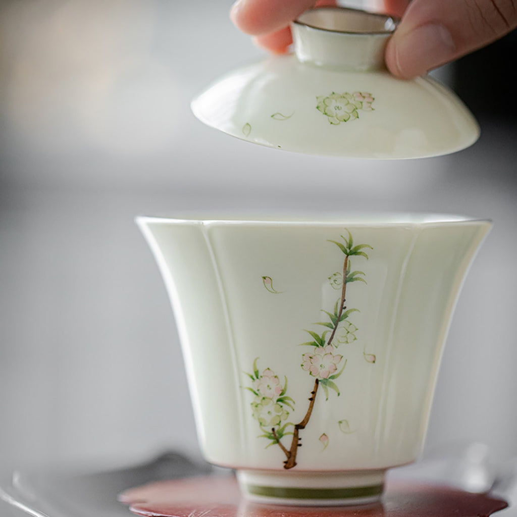 Amber Yellow Plum Rain Contemplation Gaiwan — view 5