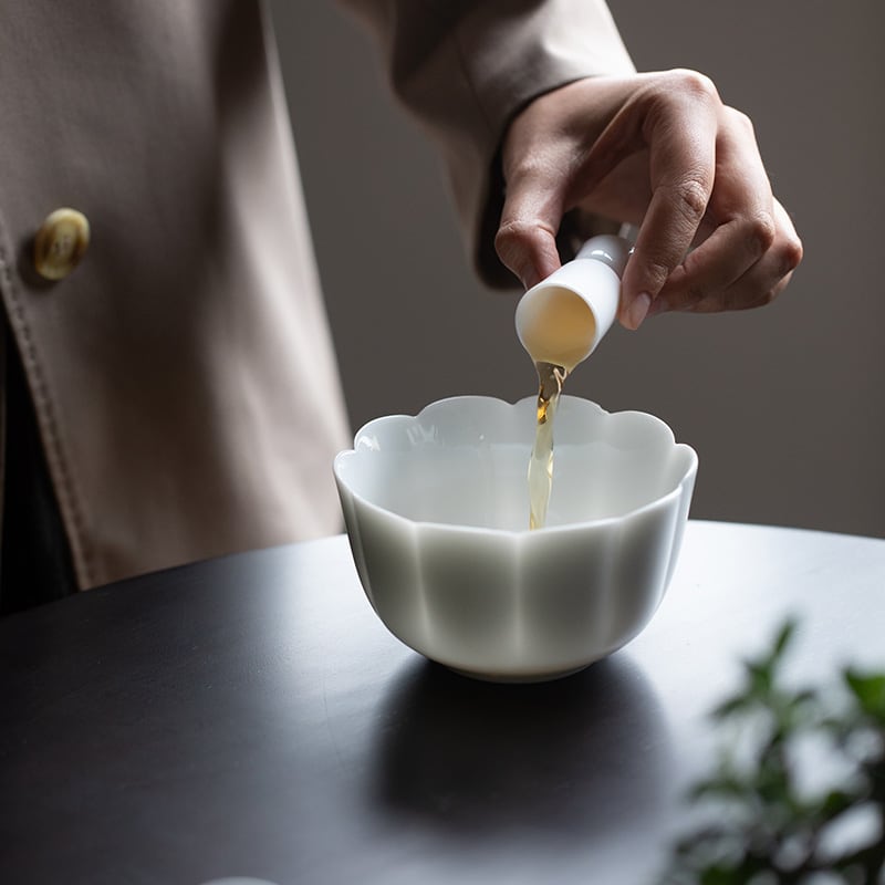Blanc de Chine Petal Waste Bowl — view 5