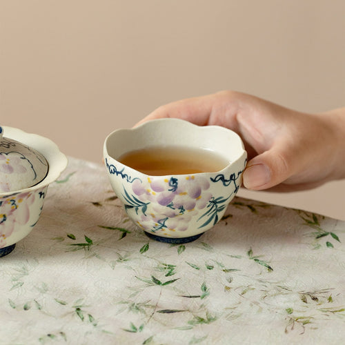 Blue-and-White Iron Red Spring Branch Withered Lotus Tasting Cup — view 3
