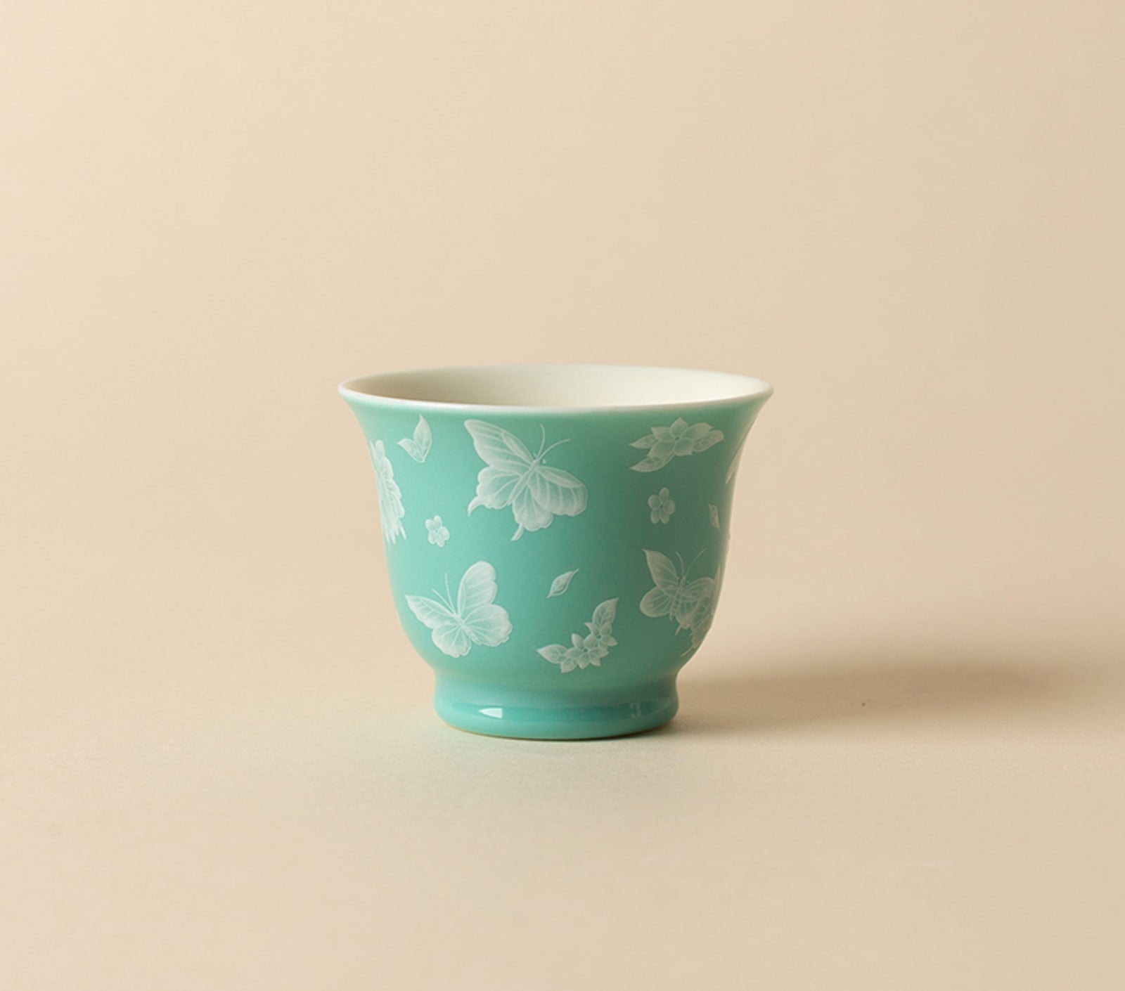 Butterfly Meadow Moyu Cup in Turquoise Green