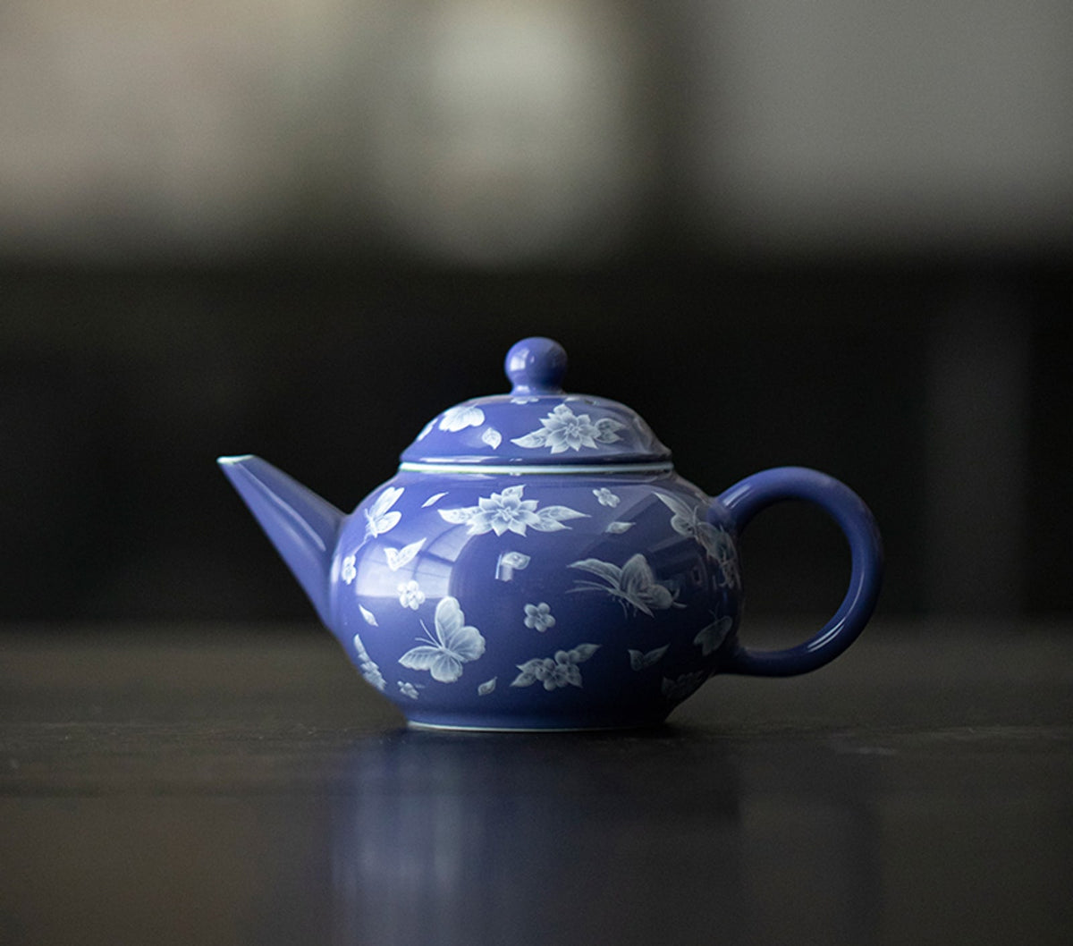 Butterfly Meadow Shuiping Teapot in Cobalt Blue