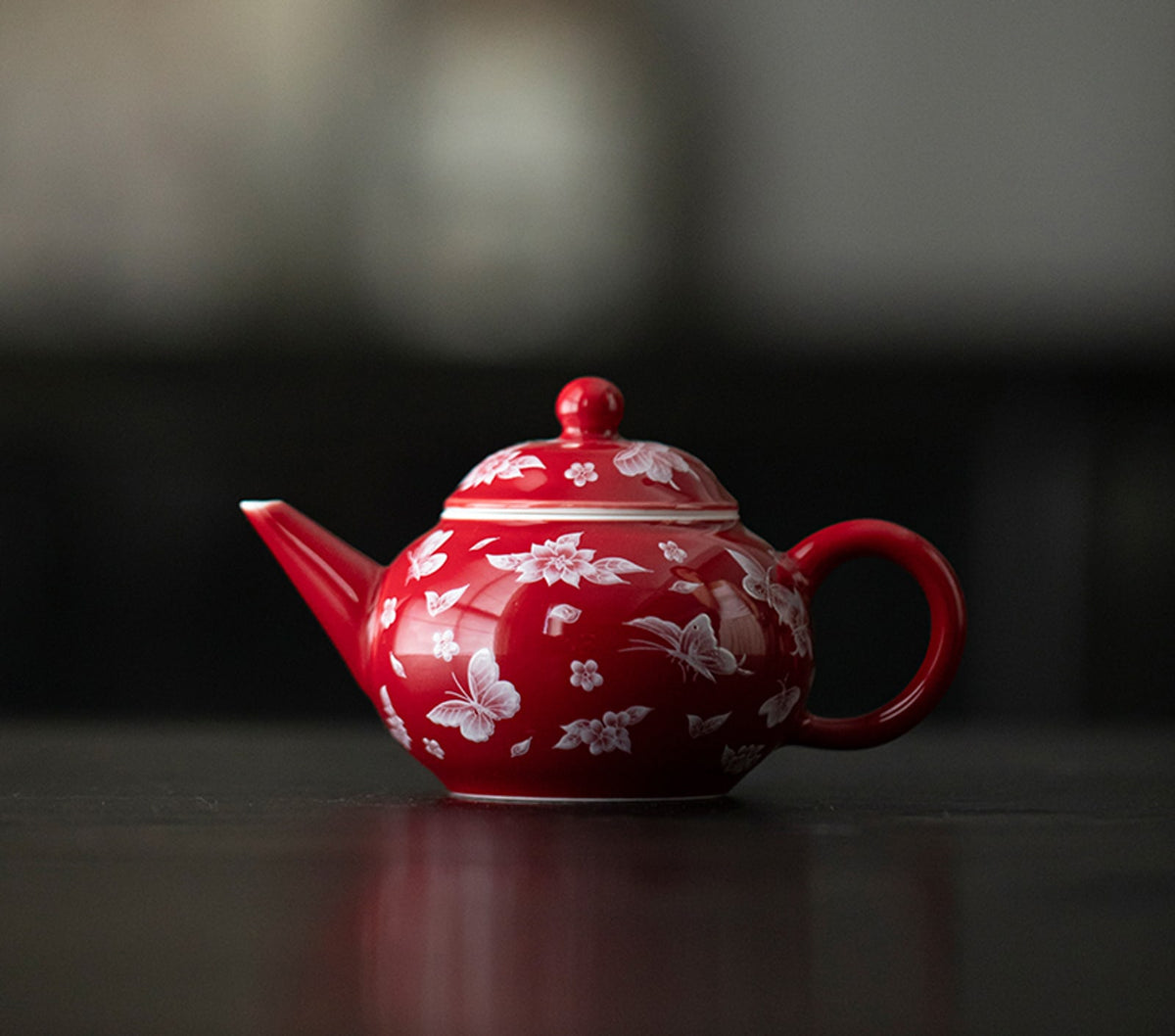 Butterfly Meadow Shuiping Teapot in Lang Red