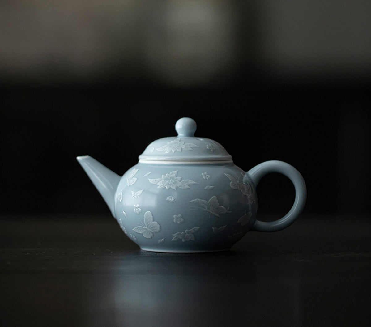 Butterfly Meadow Shuiping Teapot in Shore Blue