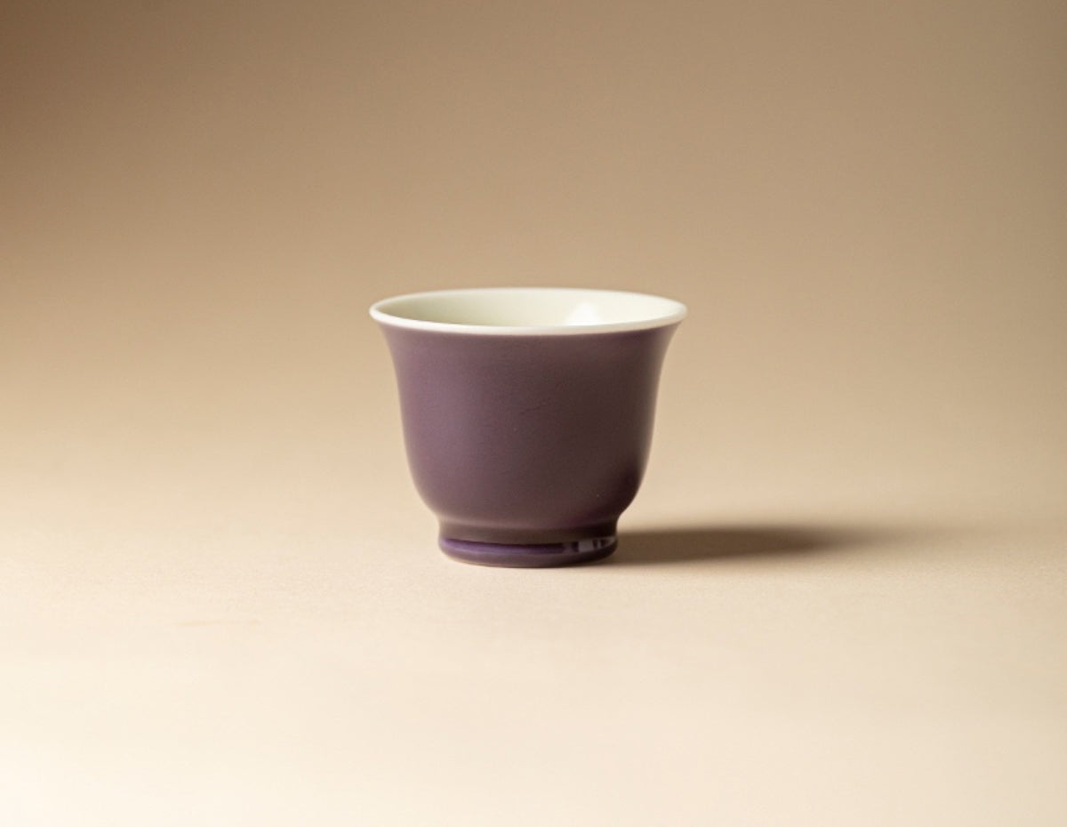 Chromatic Glaze Moyu Cup in Iridescent Violet
