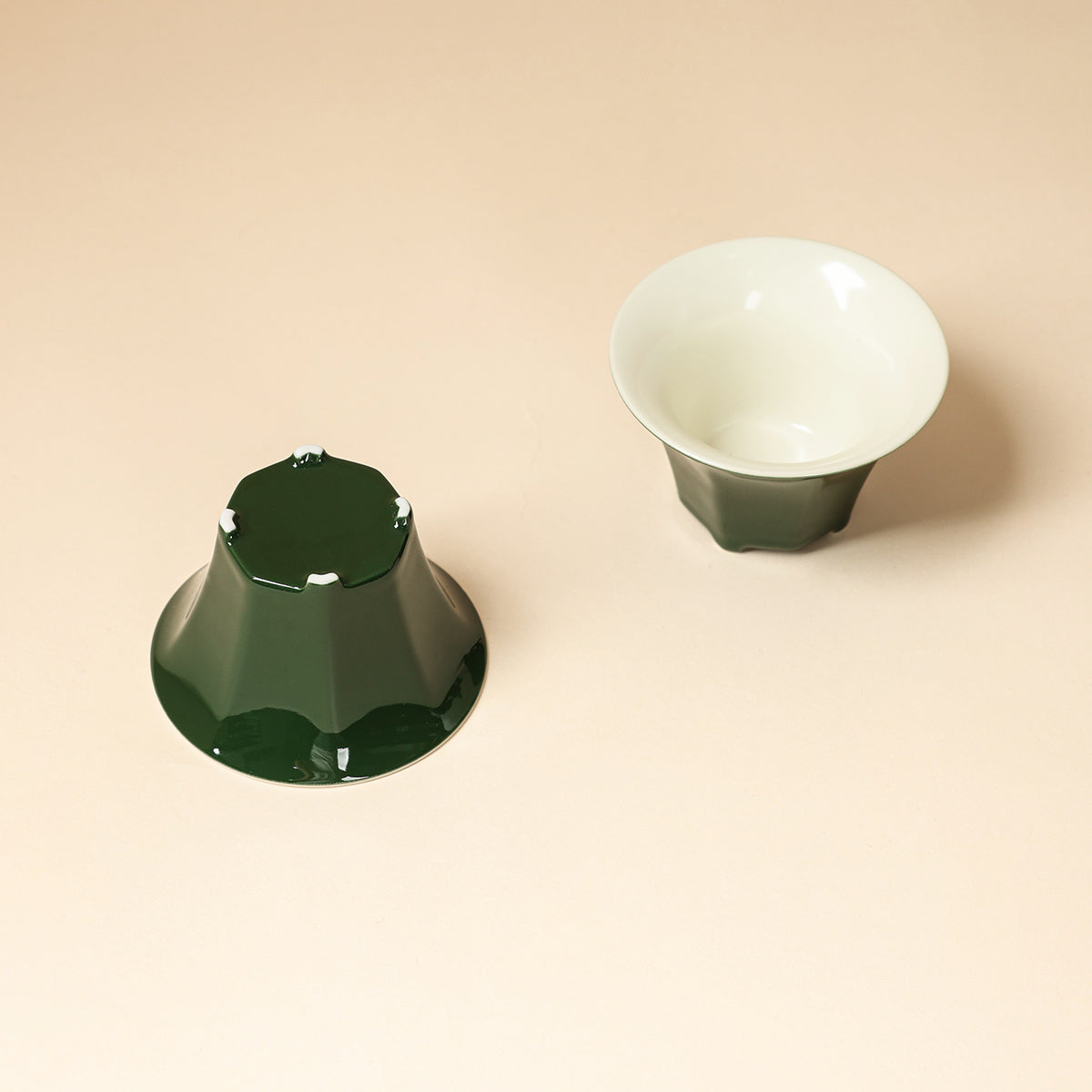 Deep Green Eight-Facet Tasting Cup