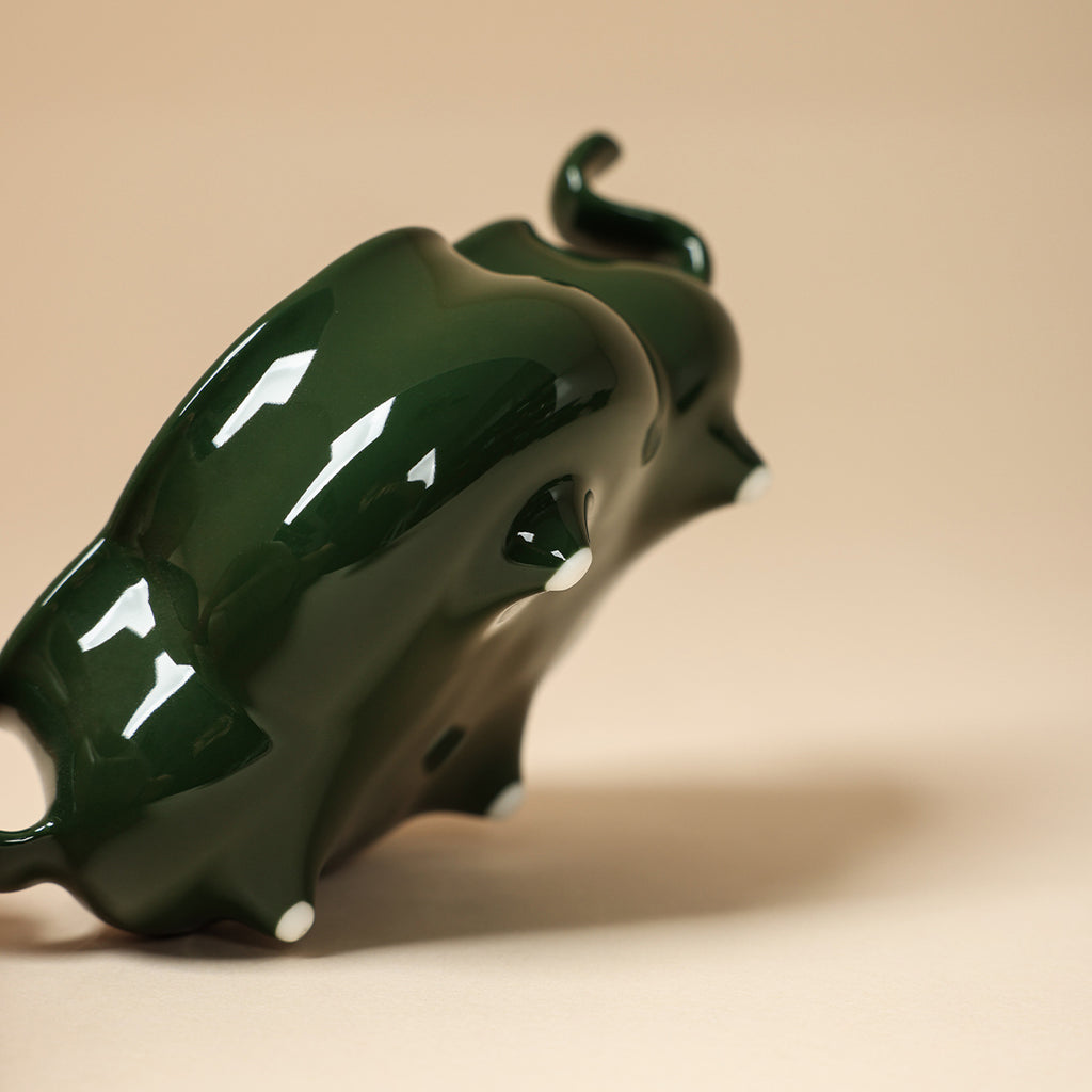 Deep Green Elephant-Handled Incense Burner detail