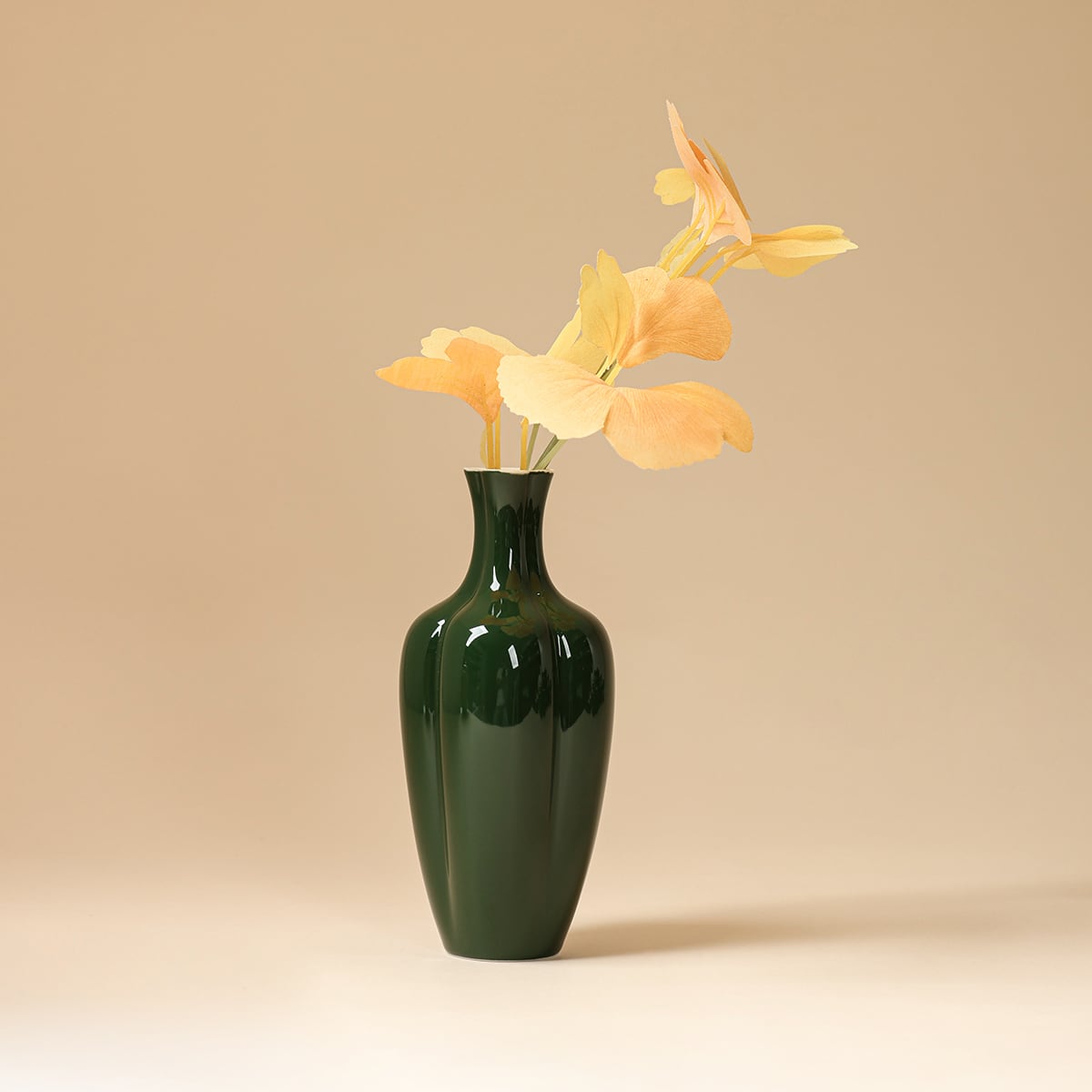 Deep Green Four-Leaf Clover Vase