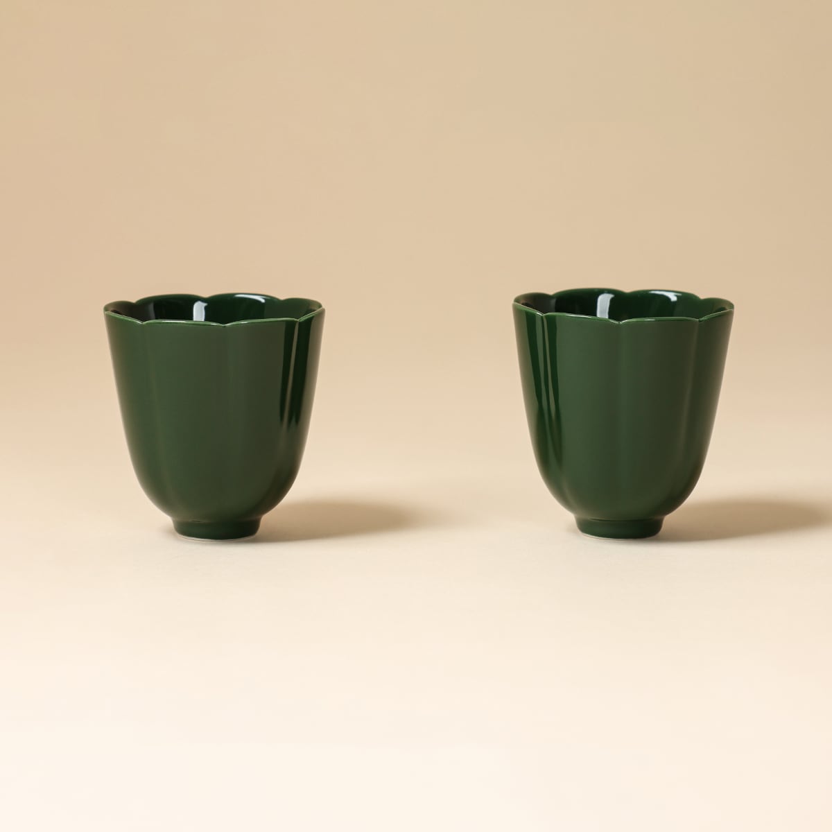 Deep Green Petal Cup — view 1