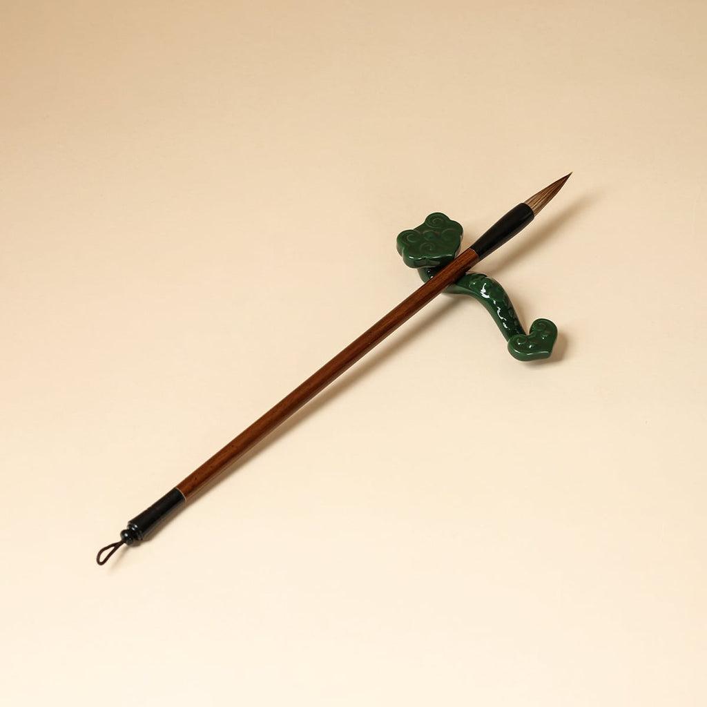 Deep Green Ruyi Brush Rest — view 4