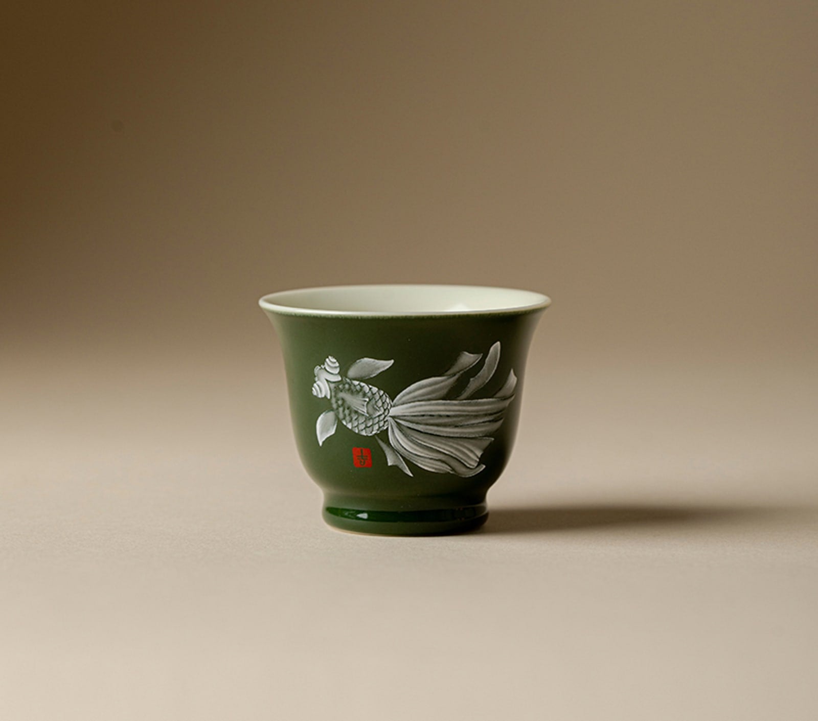 Fish in Water Moyu Cup in Deep Green