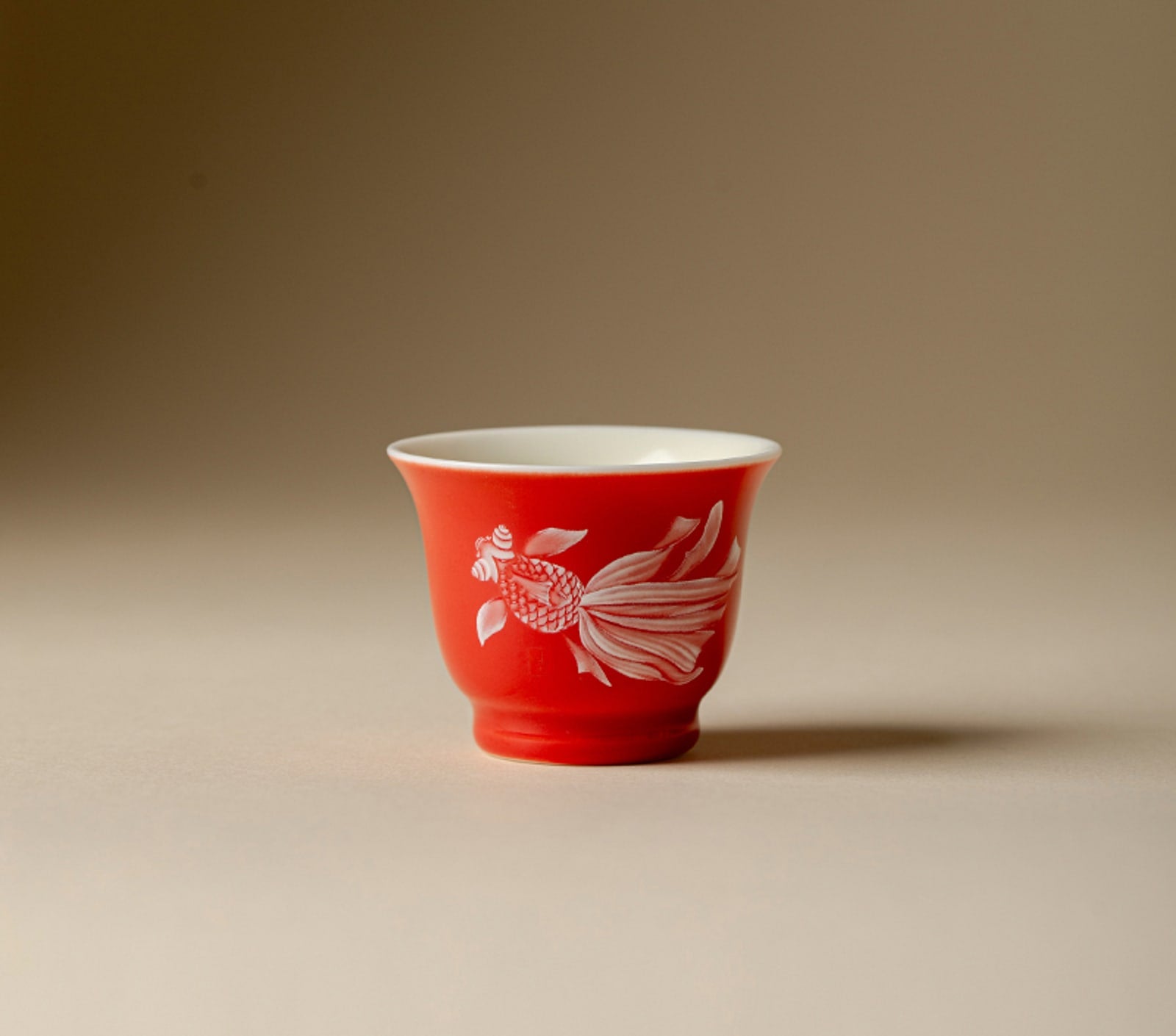 Fish in Water Moyu Cup in Flame Red