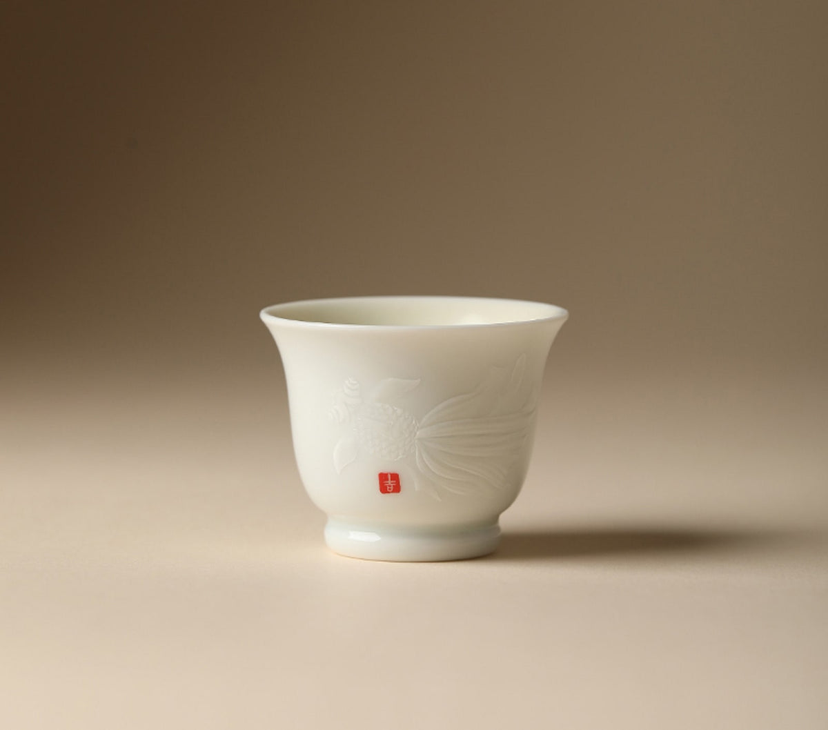 Fish in Water Moyu Cup in Mist Celadon