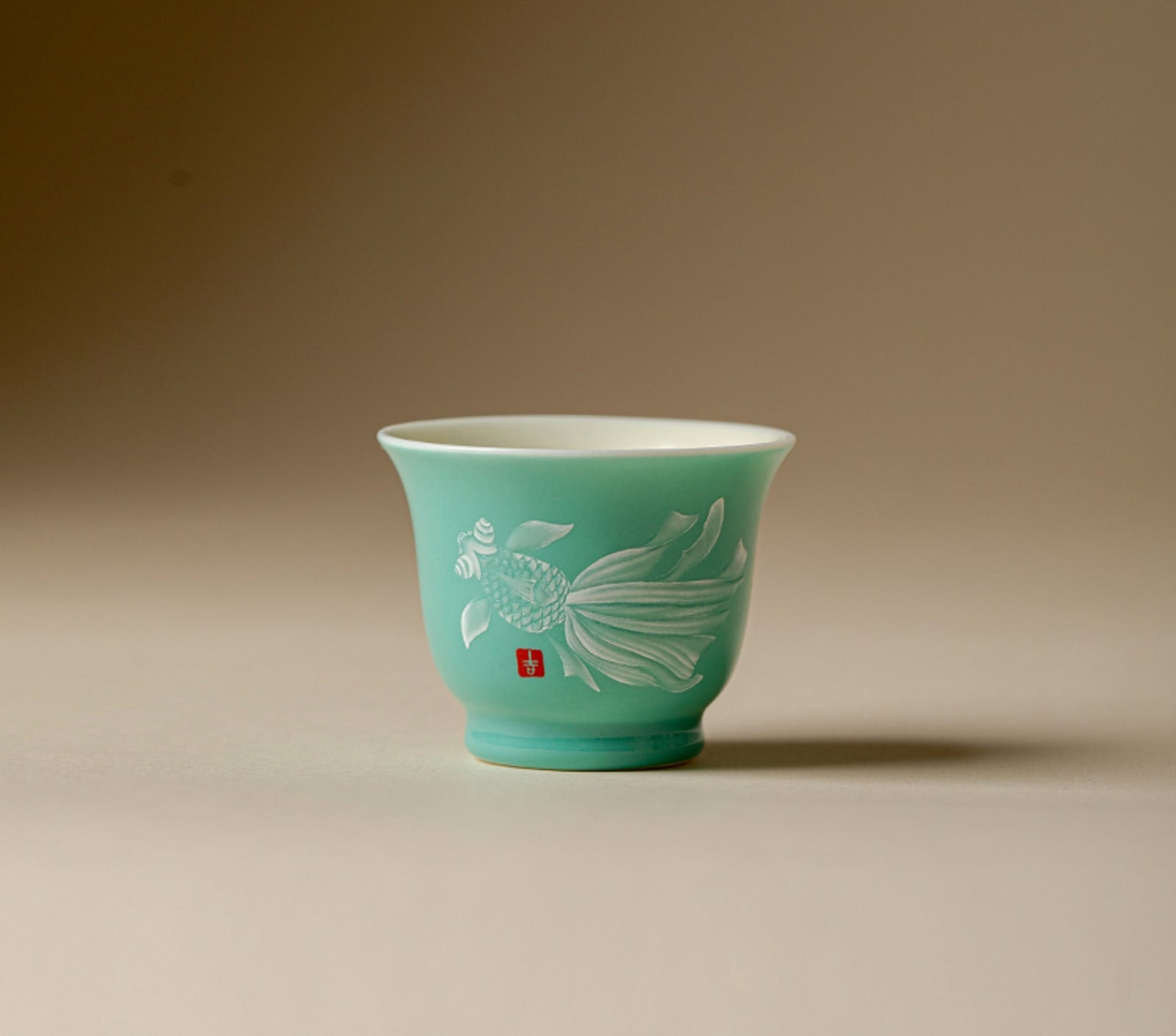Fish in Water Moyu Cup in Turquoise Green
