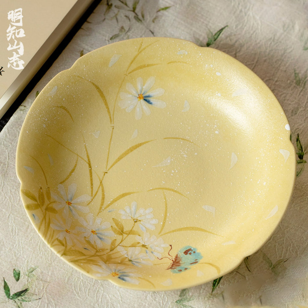 Gardenia Yellow Hand-Painted Daisy Petal-Rim Pot Rest — view 2