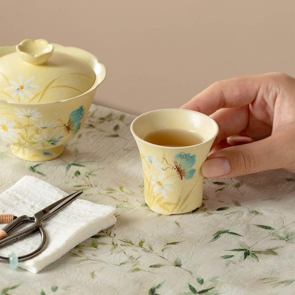 Gardenia Yellow Hand-Painted Daisy Round Handle Tasting Cup — view 5