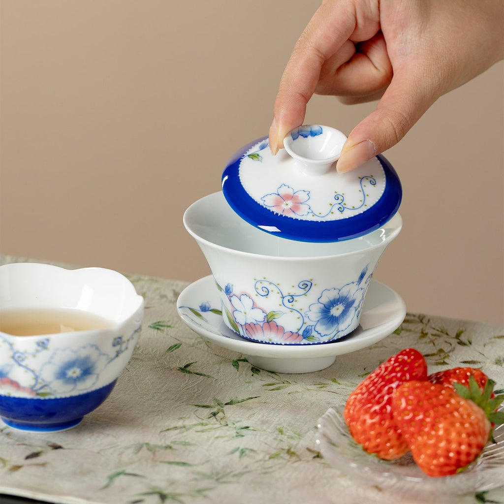 Ivory Clay Blue Floral Tale Horseshoe Three-Piece Gaiwan — view 3