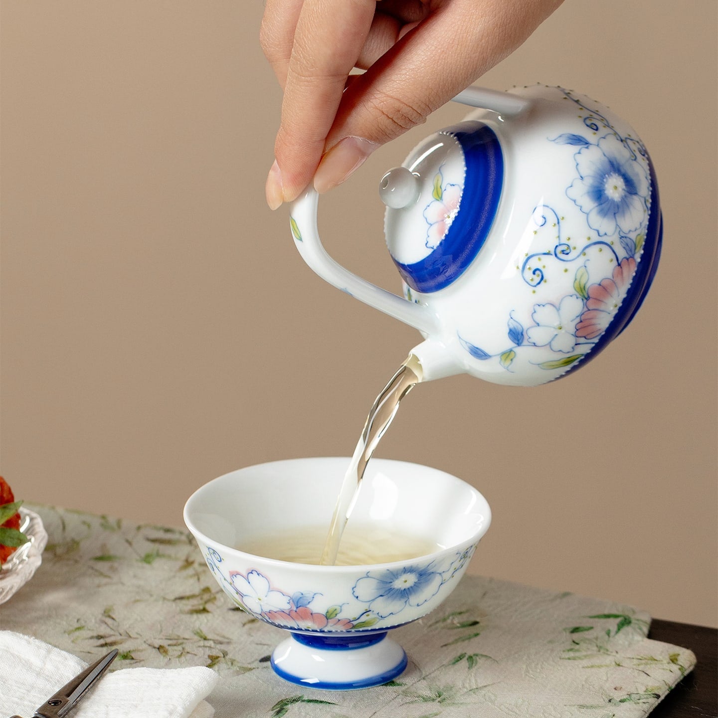 Ivory Clay Blue Floral Tale Palace Lantern Bail-Handle Teapot — view 4