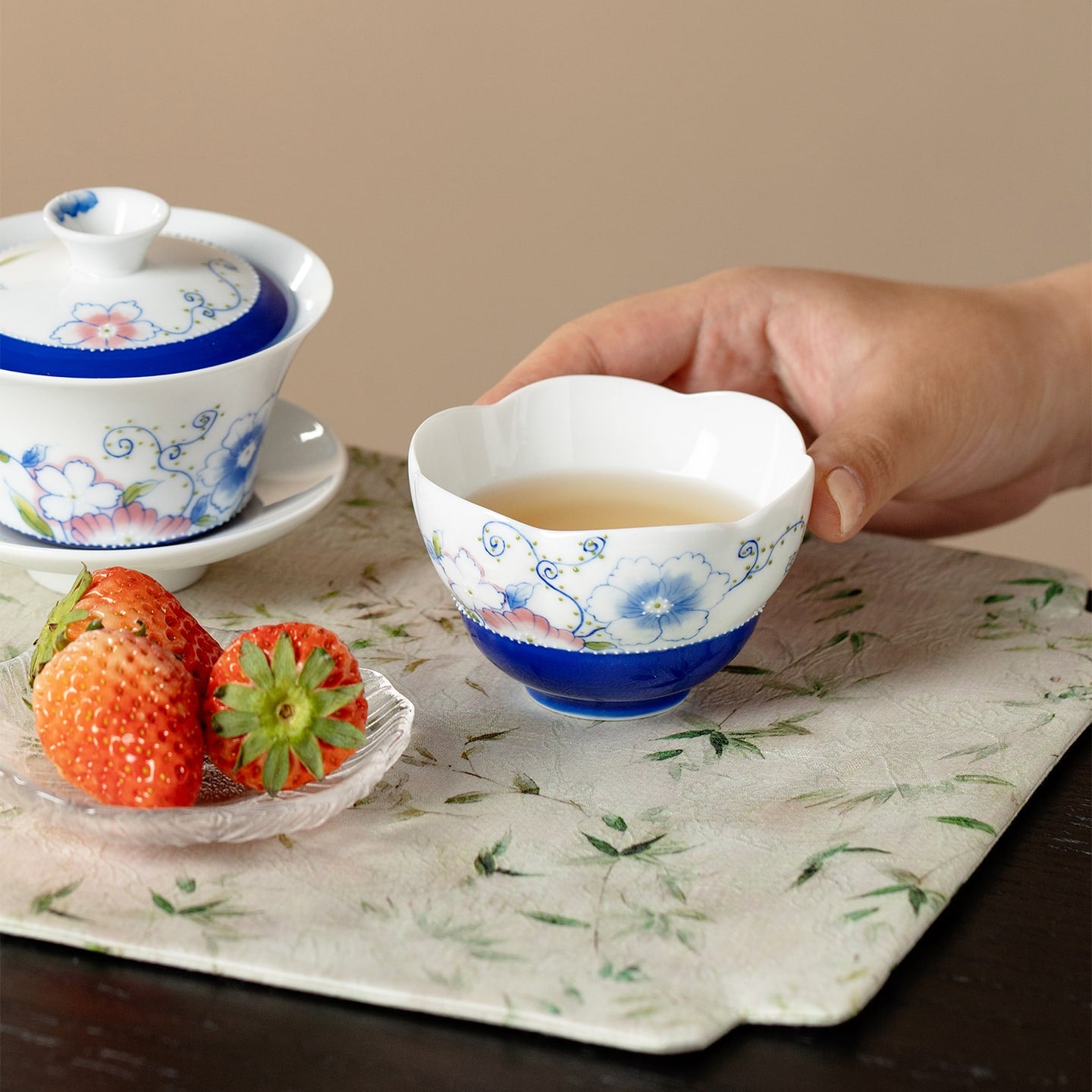 Ivory Clay Blue Floral Tale Withered Lotus Tasting Cup — view 5