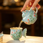 Lake Blue Trailing Rose Full Moon Teapot — view 2