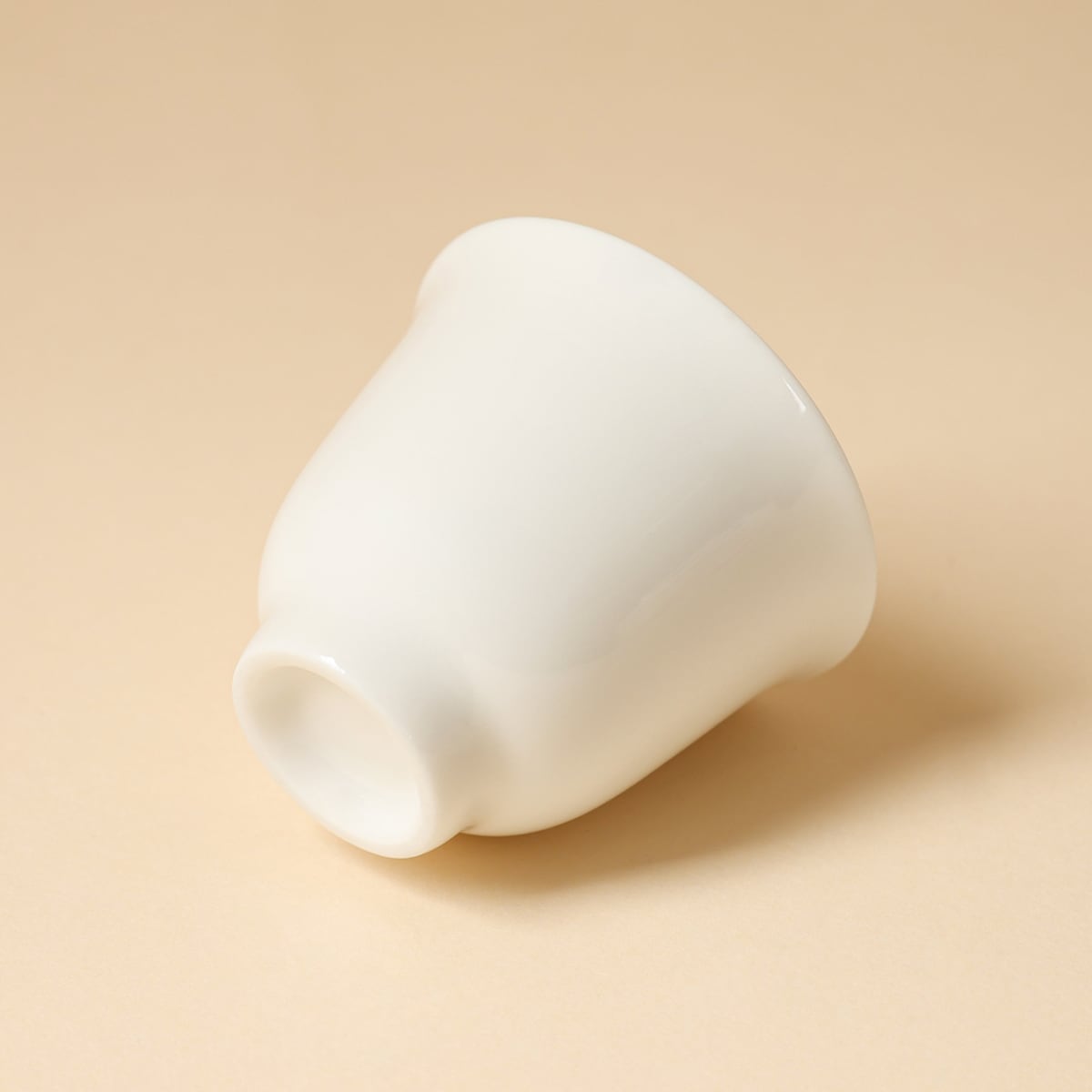 Listening White Cup — view 5