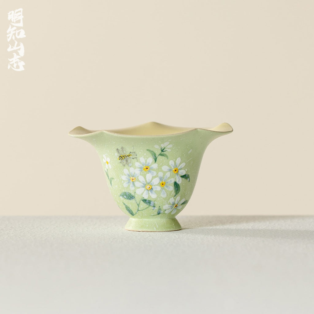 Meadow Green Hand-Painted Daisy Flowing Cloud Petal-Rim Tasting Cup — view 2