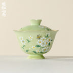 Meadow Green Hand-Painted Daisy High-Footed Petal-Rim Gaiwan — view 2