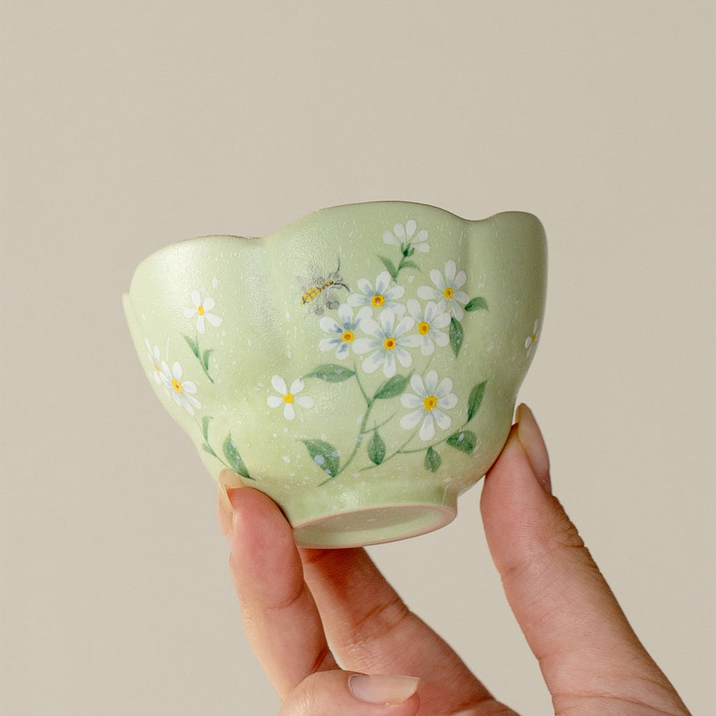 Meadow Green Hand-Painted Daisy Withered Lotus Tasting Cup — view 3