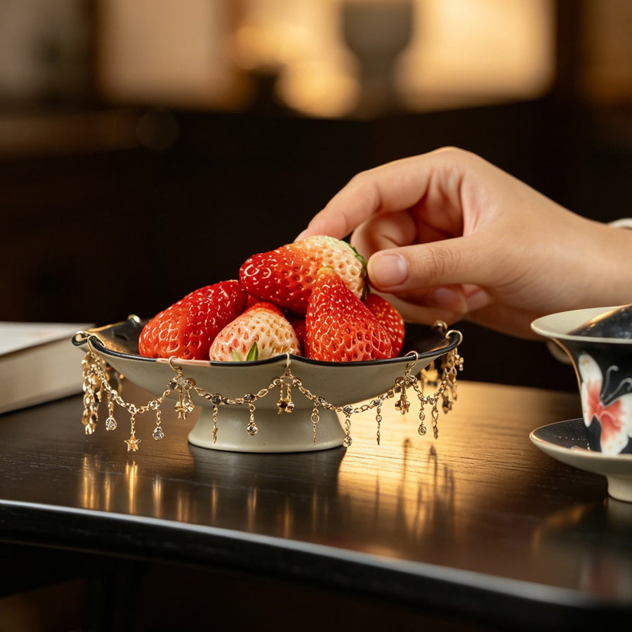 Midnight Black Zhuangzi's Butterfly Dream Gilded-Fringe Pot Rest — view 2