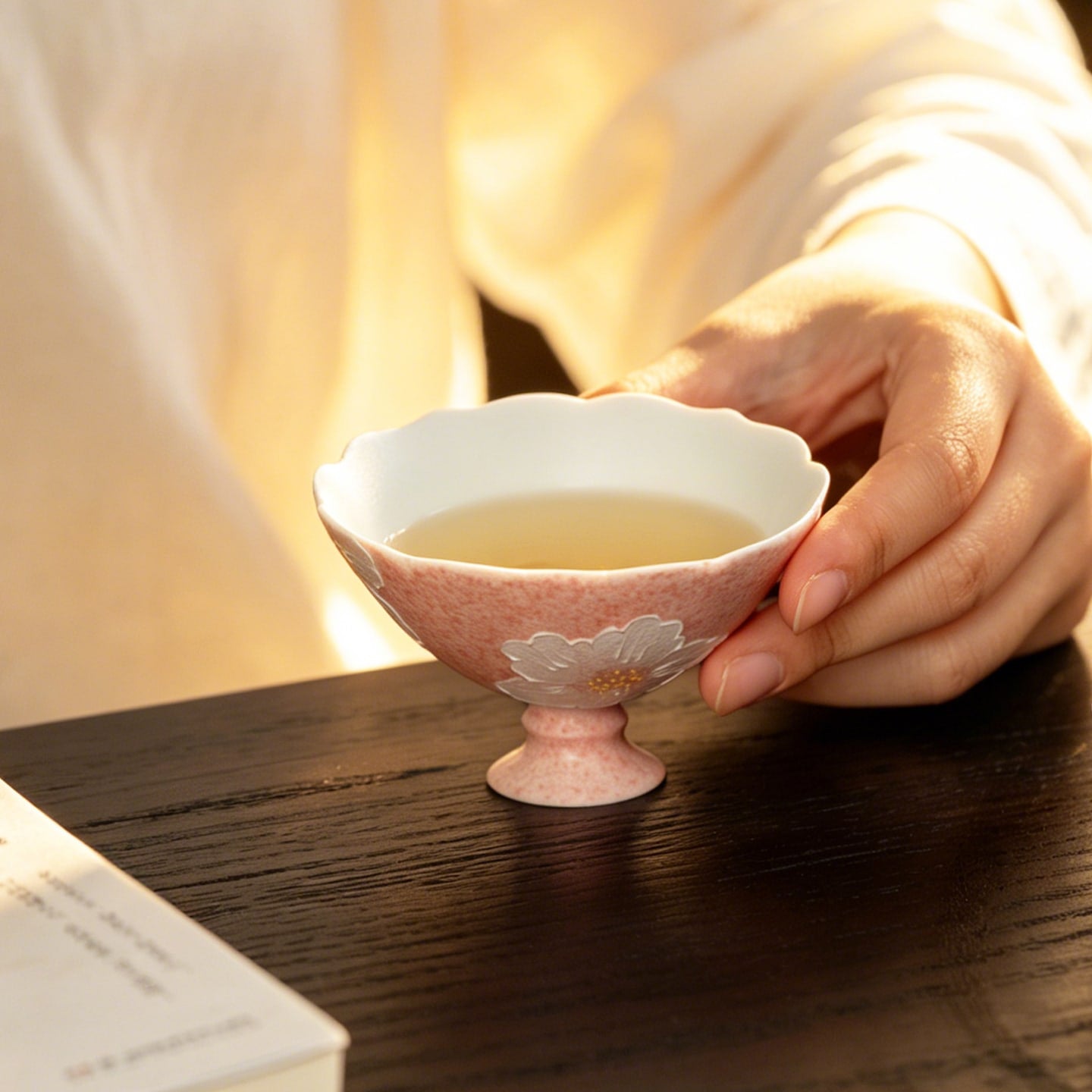 Sakura Pink White Camellia Evening Grain High-Footed Tasting Cup — view 2