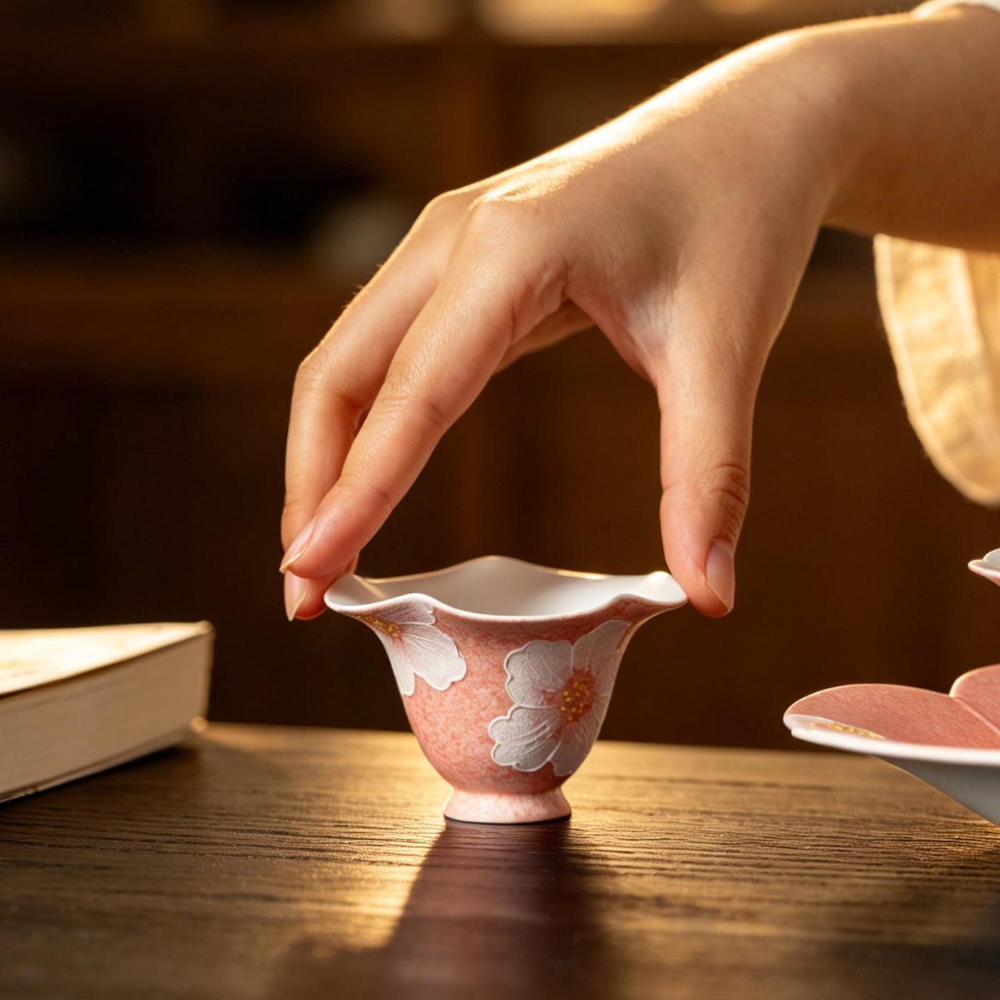 Sakura Pink White Camellia Flowing Cloud Petal-Rim Tasting Cup