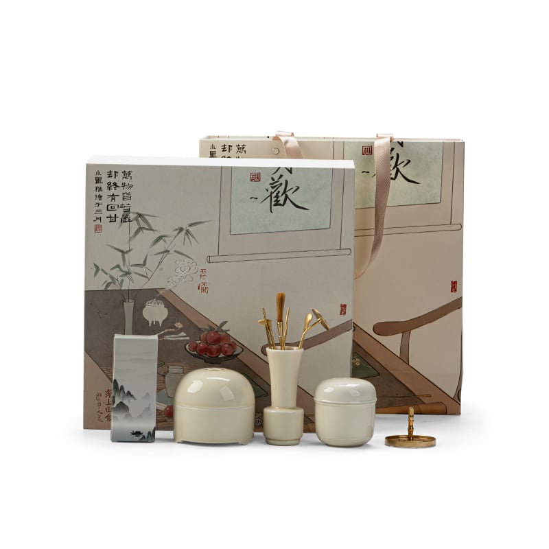 Unhurried Ding White Incense Set — view 4