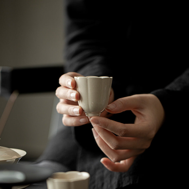 Wood Ash Petal Tasting Cup